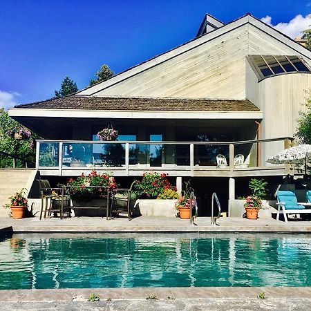 Summerhill Estate House Bed and Breakfast Κελόουνα  Εξωτερικό φωτογραφία