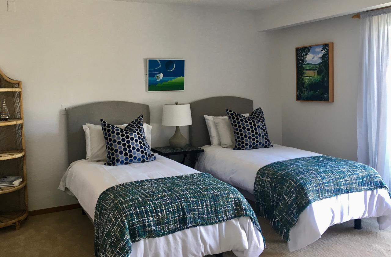 Summerhill Estate House Bed and Breakfast Κελόουνα  Εξωτερικό φωτογραφία