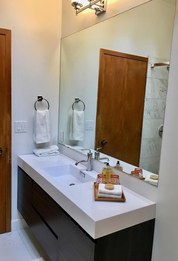 Summerhill Estate House Bed and Breakfast Κελόουνα  Εξωτερικό φωτογραφία