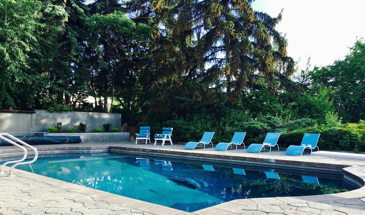 Summerhill Estate House Bed and Breakfast Κελόουνα  Εξωτερικό φωτογραφία